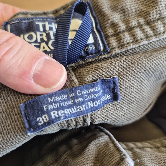 The North Face Men's Drab Green Pants 1740/625 - Picture 9 of 13